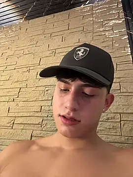 Lander_Cruz Chat XXX live