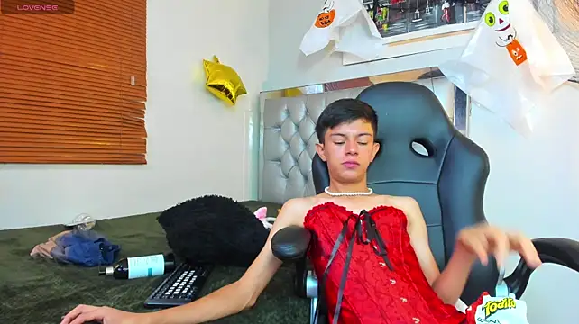 fem_danny7n Live XXX chat