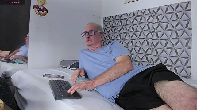 Chatroom XXX en direct de david_holman