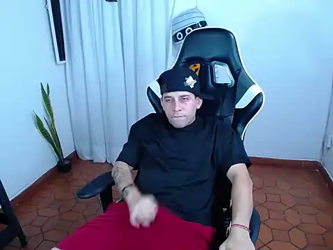 420Liam Show in webcam