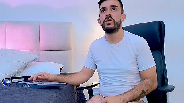 Chat XXX Live NicoSaint_