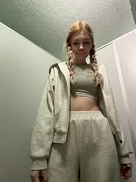 elsawhere Adlı Modelin Canlı XXX Sohbeti