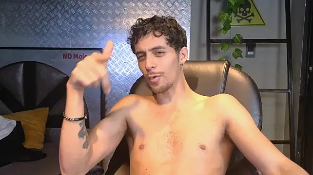 Chat +18 de Jeey_Bee ao vivo