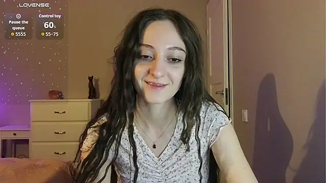 Czat XXX na żywo – white_liillyy