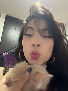 NefertitiXO's Live XXX Chat