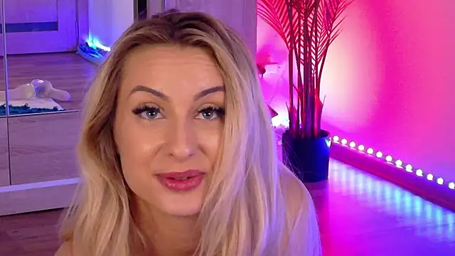 BeaaTease Live XXX-Chat