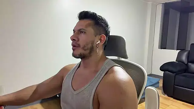 Živý XXX chat DominicVeinss