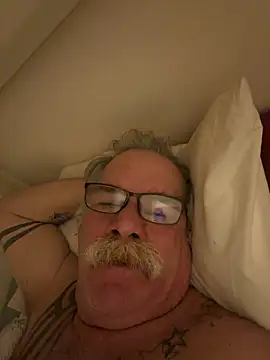 Caesar_Baxter লাইভ XXX চ্যাট