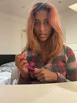 XXX chat uživo modela DonnaShy