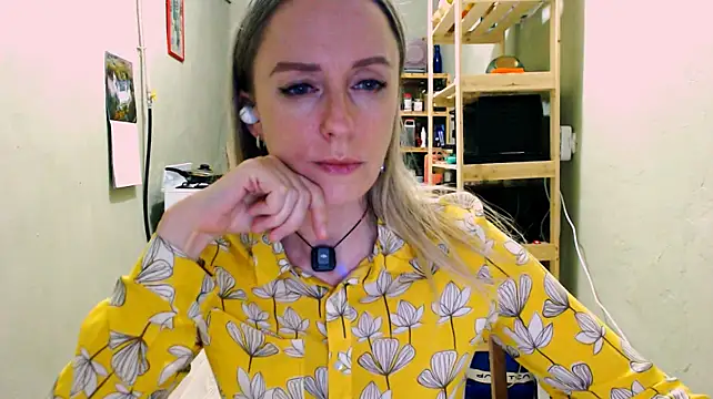 XXX chat uživo modela niceKat