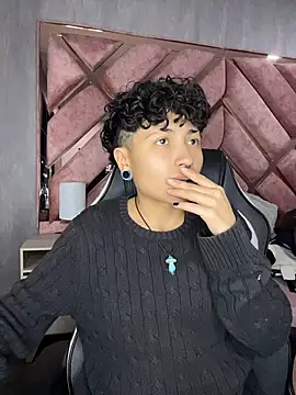 Chat +18 de ian_mathias_ ao vivo