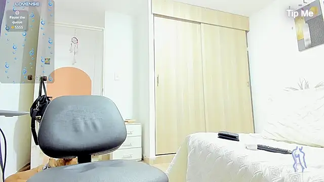 Chat XXX en directo de Sebastian-Dash