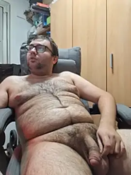 Javier_bear – Naživo XXX chat