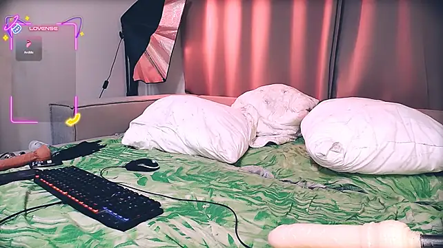 Littlepinkcat – Naživo XXX chat