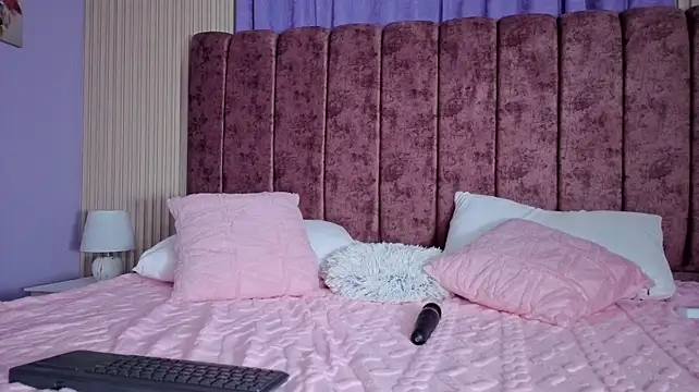 Czat XXX na żywo – Rubi_Esmeralda