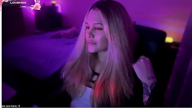Czat XXX na żywo – EllaSunellee