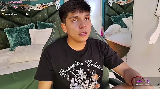 XXX chat uživo modela Thiago_Knox