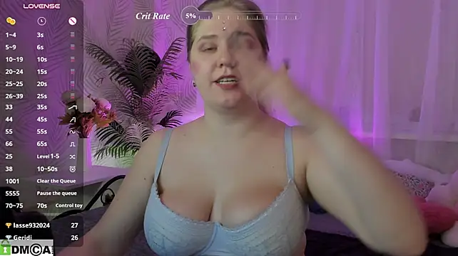 Megan_Violer Adlı Modelin Canlı XXX Sohbeti