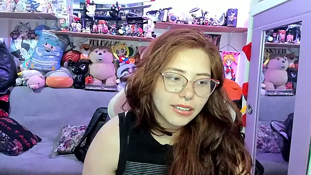 soficammy Adlı Modelin Canlı XXX Sohbeti