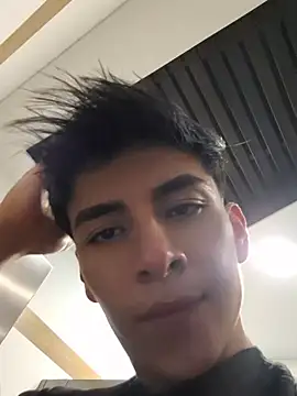 Chat XXX ao vivo de ZaneHoward