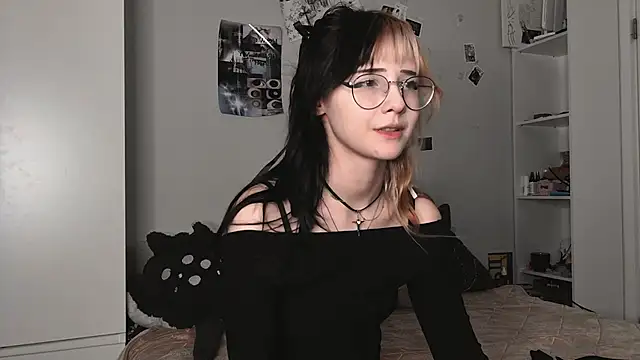 lilisvampiris' Live XXX Chat