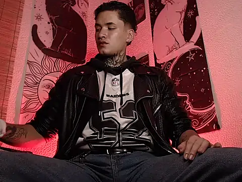 AlecBanne_ – Naživo XXX chat