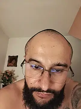 Luke__09 Chat XXX in diretta