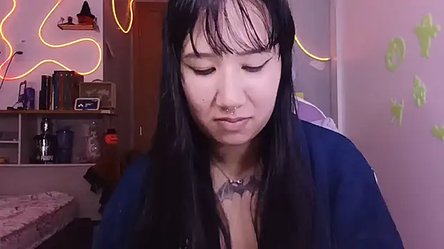 Japabaixinha: онлайн-секс-чат