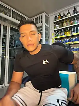 XXX chat uživo modela OliverWest04