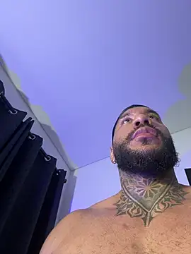 Andrew_Johnnson Live XXX-Chat