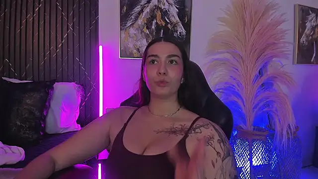 Bonnie_Rider Adlı Modelin Canlı XXX Sohbeti