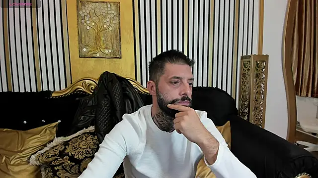 Chat XXX en directo de TommyDum