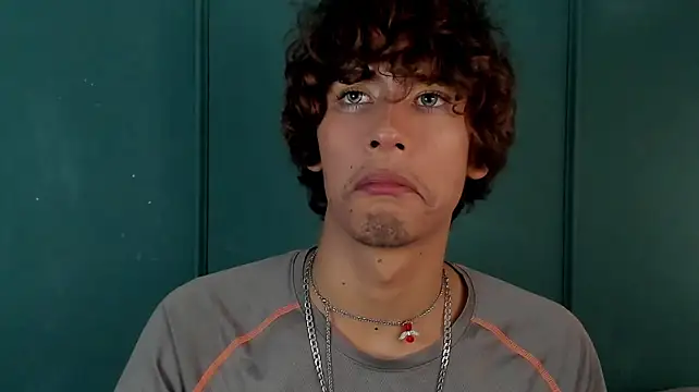 צ'אט XXX בשידור חי של derek_blake