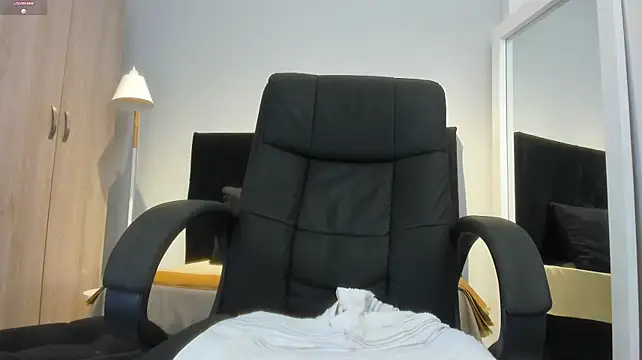 Chat +18 de Austinbolt ao vivo