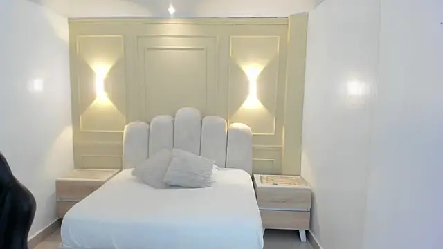 LESLYSIMPSON Live XXX-Chat