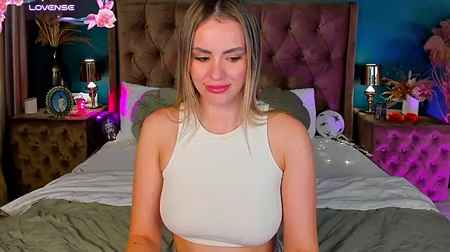 LunaKale Chat XXX in diretta