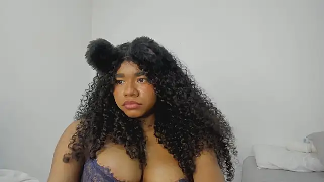 Chatroom XXX en direct de ashley_lemus