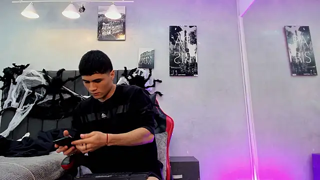roan_birkin Webcam show