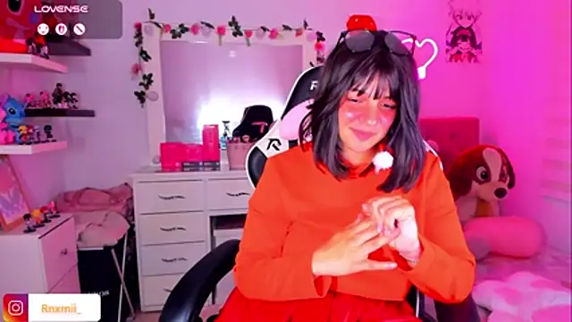 Czat XXX na żywo – Vannessa__Shy