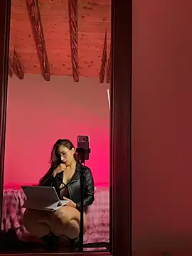 Mine_Velvet Live XXX-chat