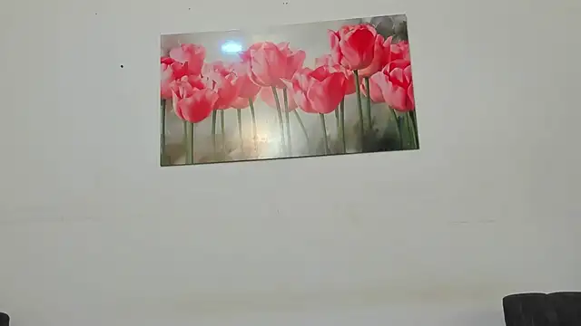 pinky_f00x's Live XXX Chat