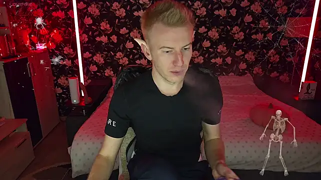XXX chat uživo modela Vuitton