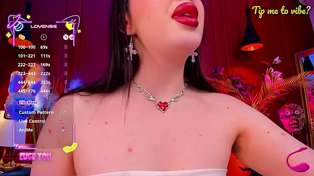 Mayzzie Live XXX-Chat