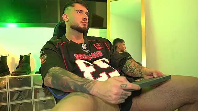 DimitriSullivan_ Obrolan Langsung XXX