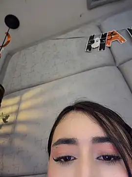 Chat XXX ao vivo de IvonneOwen