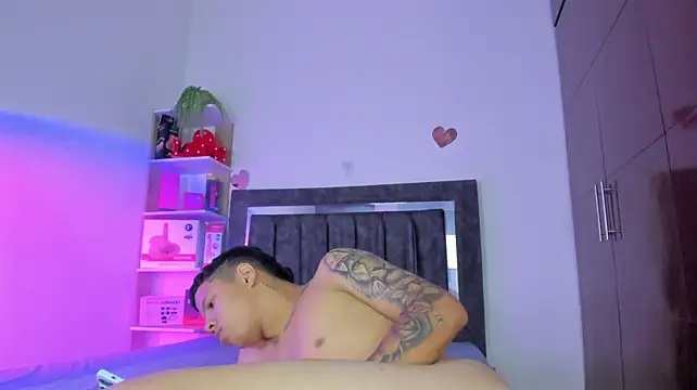 StevenSmith18 Live XXX-Chat