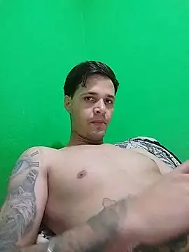 germanoputao Adlı Modelin Canlı XXX Sohbeti