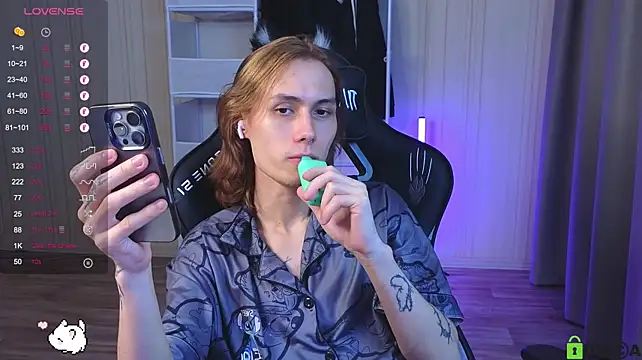 צ'אט XXX בשידור חי של hard___fantasy