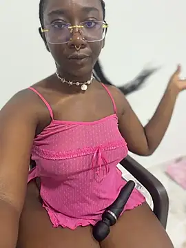 Chat +18 de Zahhy_ ao vivo