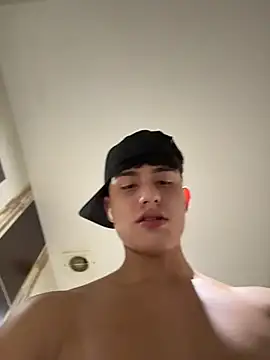 Lander_Cruz's Live XXX Chat